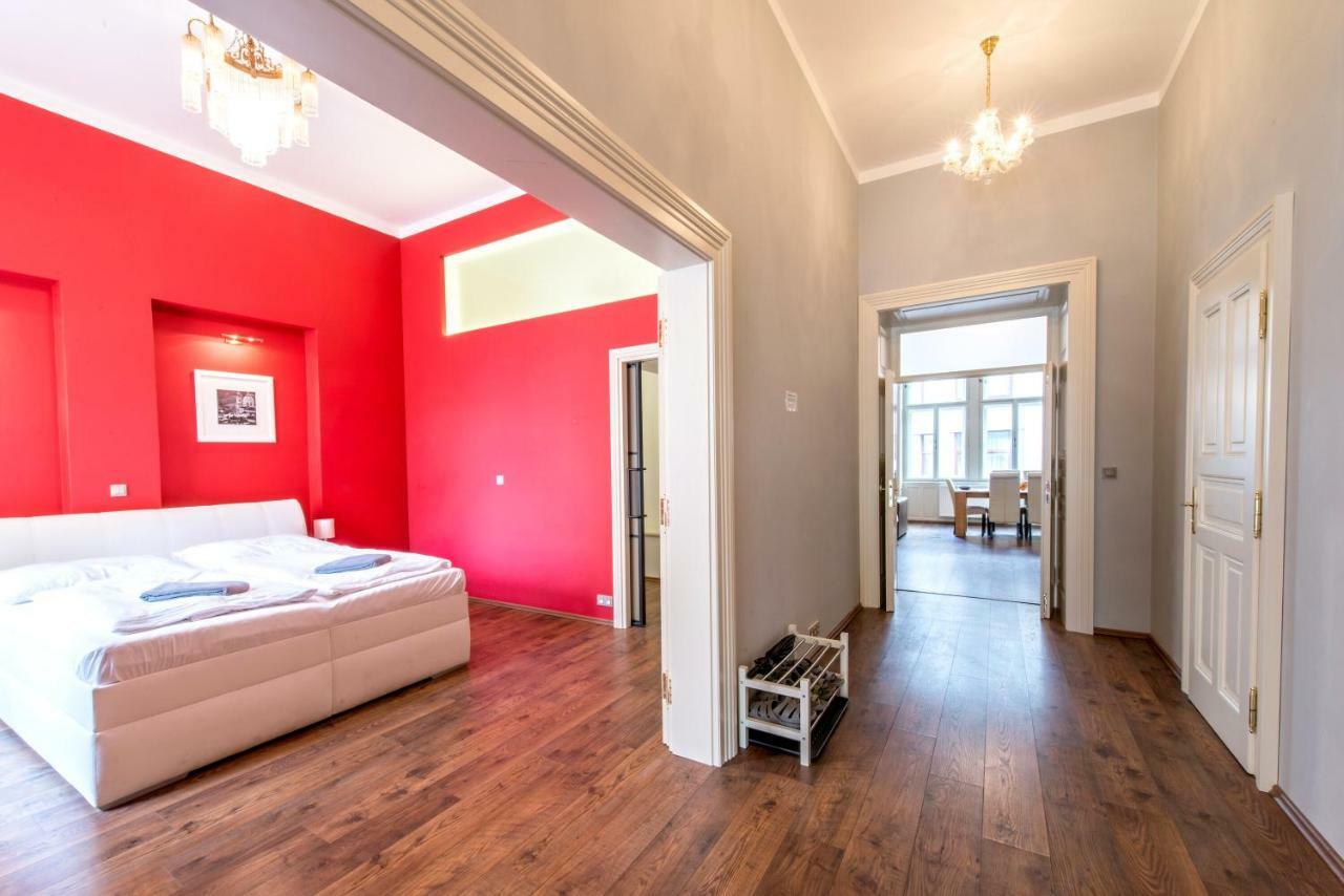 ✰Downtown Grand Apartment - Old Town Top Location✰ Prága Kültér fotó